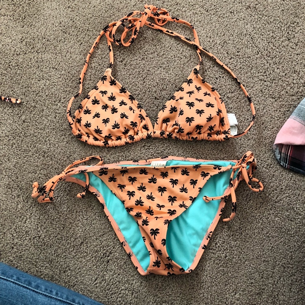 Billabong swim suit